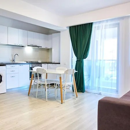 Grup Santorini Aparthotel Năvodari