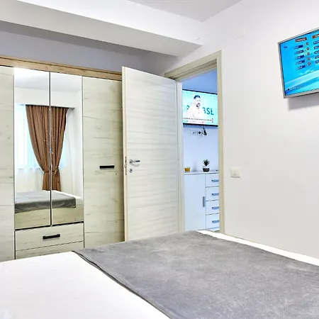 Grup Santorini Aparthotel